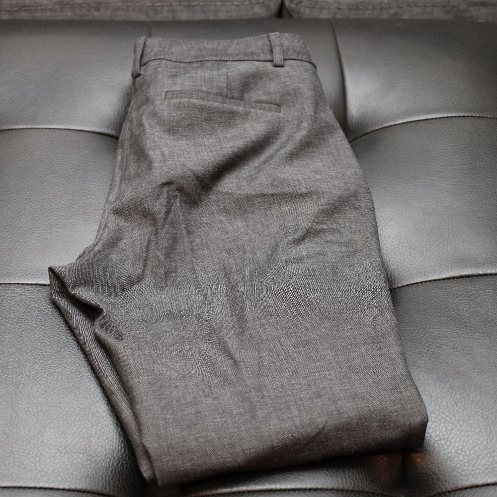 EUC Express Columnist heather gray dress pants/slacks